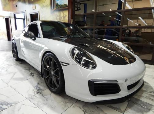 2019 Porsche 911 Carrera T
