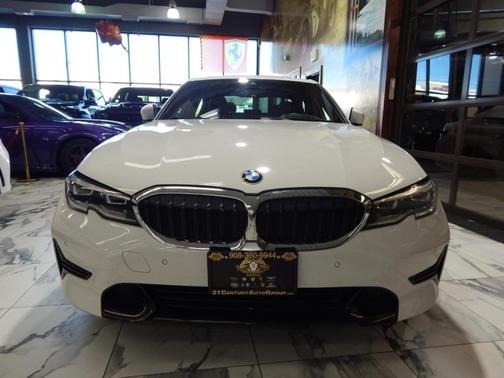 2021 BMW 330 i xDrive