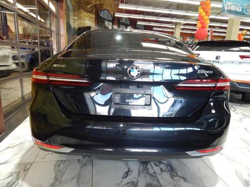 2025 BMW 530 i xDrive