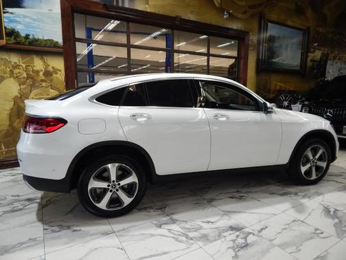 2023 Mercedes-Benz GLC 300 4MATIC Coupe