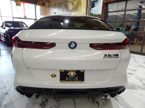 2022 BMW X6 M Base