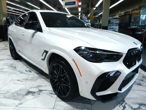 2022 BMW X6 M Base