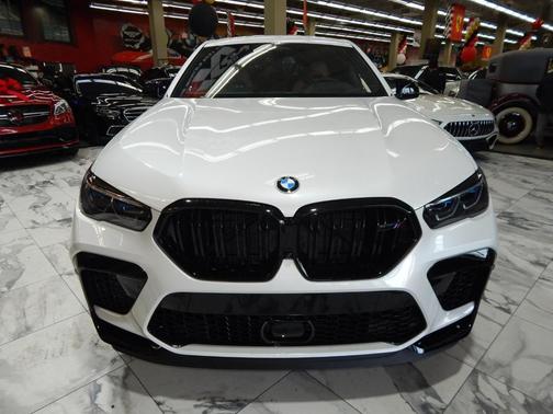2022 BMW X6 M Base