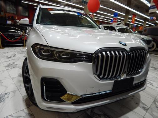 2021 BMW X7 xDrive40i