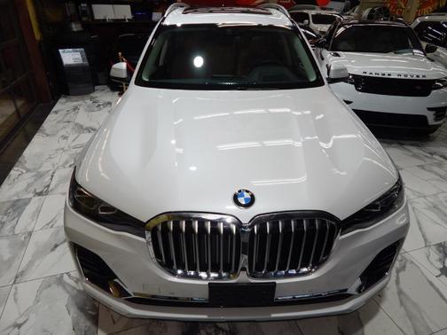 2021 BMW X7 xDrive40i