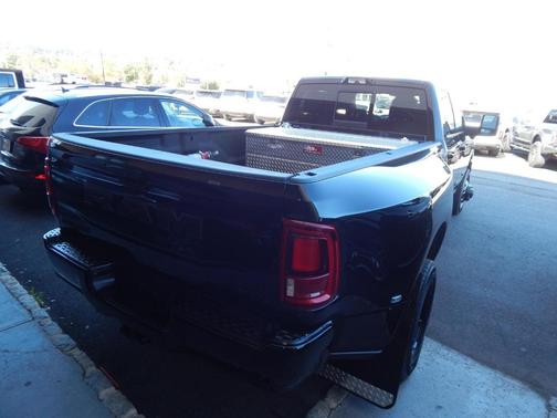 2025 RAM 3500 Laramie