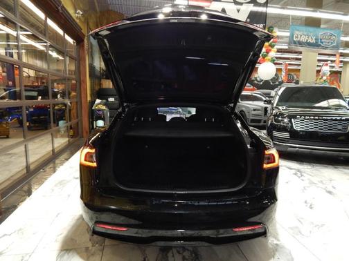 2022 Tesla Model S Plaid