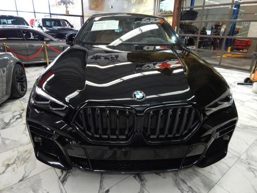 2023 BMW X6 xDrive40i