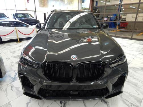 2022 BMW X5 M Base