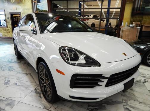 2023 Porsche Cayenne 