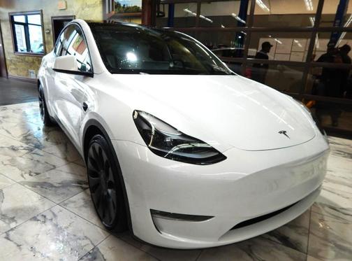 2023 Tesla Model Y Performance