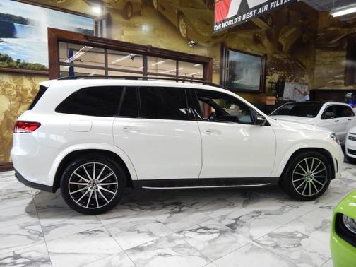 2022 Mercedes-Benz GLS 450 4MATIC