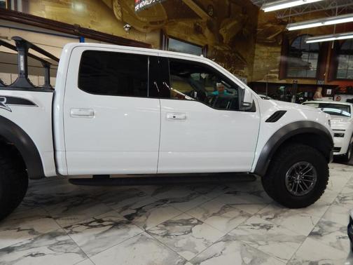 2020 Ford F-150 Raptor