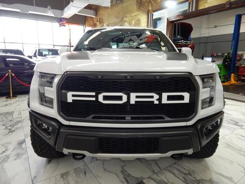 2020 Ford F-150 Raptor