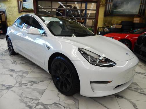 2020 Tesla Model 3 Long Range