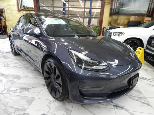 2023 Tesla Model 3 Performance