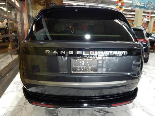 2025 Land Rover Range Rover P530 SE