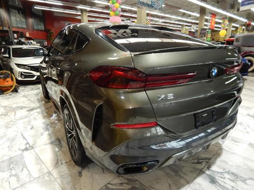 2021 BMW X6 xDrive40i