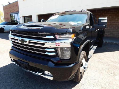 2022 Chevrolet Silverado 3500 High Country