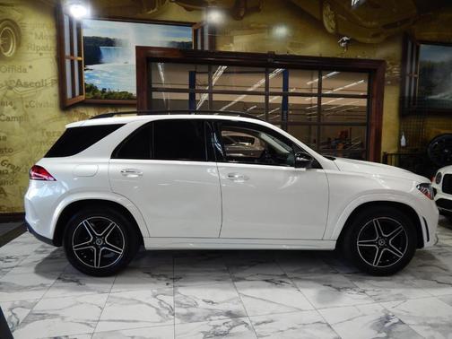 2022 Mercedes-Benz GLE 350 Base 4MATIC