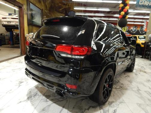 2021 Jeep Grand Cherokee SRT