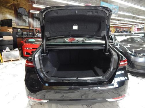 2025 BMW 530 i xDrive