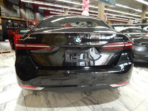 2025 BMW 530 i xDrive