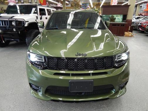 2020 Jeep Grand Cherokee SRT