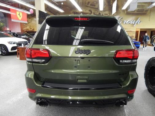 2020 Jeep Grand Cherokee SRT