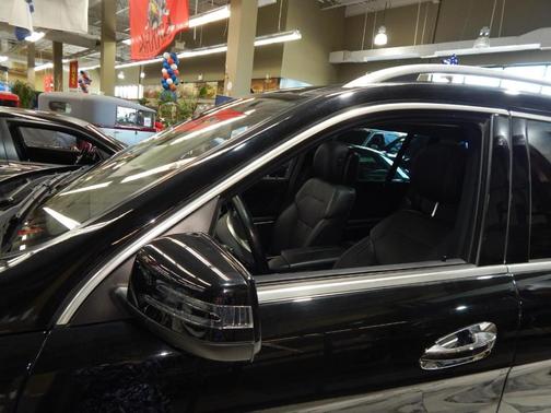 2016 Mercedes-Benz GL-Class GL 550 4MATIC