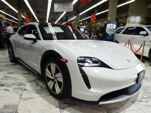 2022 Porsche Taycan 4