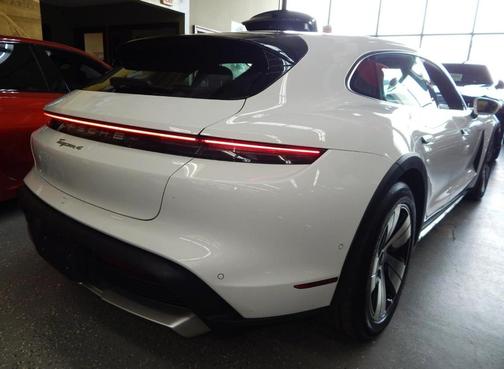 2022 Porsche Taycan 4