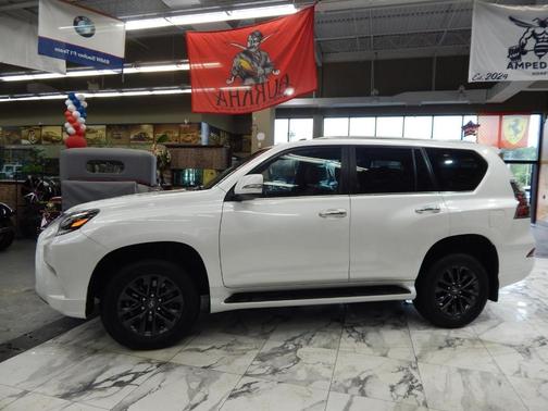 2023 Lexus GX 460 Base