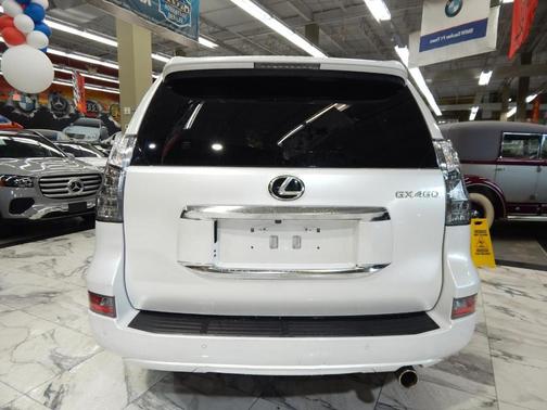 2023 Lexus GX 460 Base