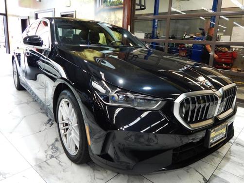 2025 BMW 530 i xDrive