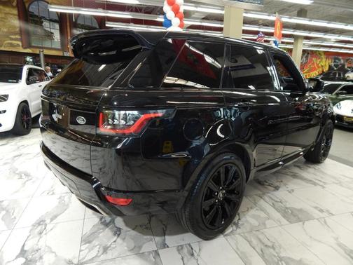 2022 Land Rover Range Rover Sport HSE Silver Edition