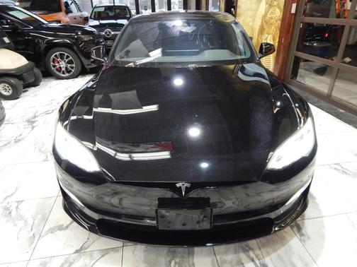 2021 Tesla Model S Plaid