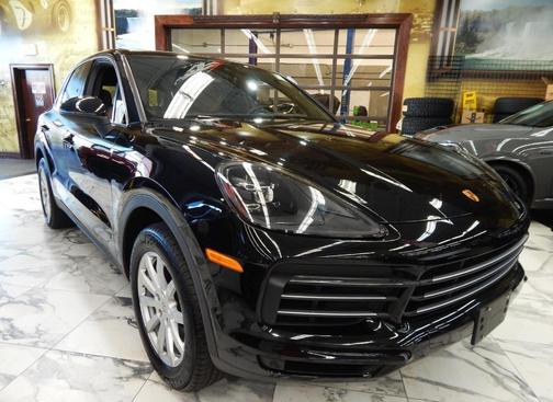 2023 Porsche Cayenne 