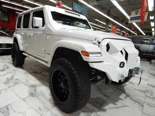 2021 Jeep Wrangler Unlimited Sahara Altitude