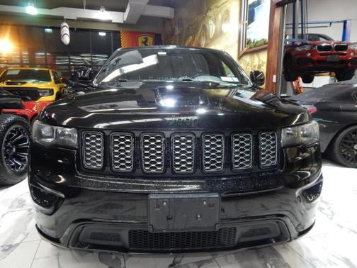 2018 Jeep Grand Cherokee Altitude