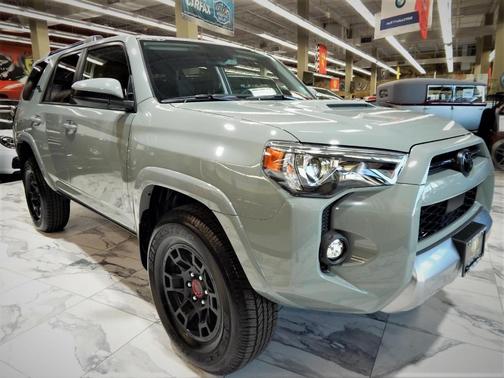 2023 Toyota 4Runner TRD Off Road