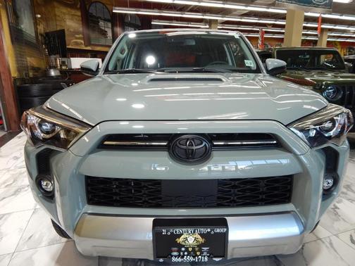2023 Toyota 4Runner TRD Off Road