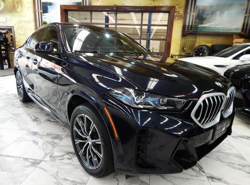 2025 BMW X6 xDrive40i