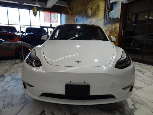 2020 Tesla Model Y Long Range