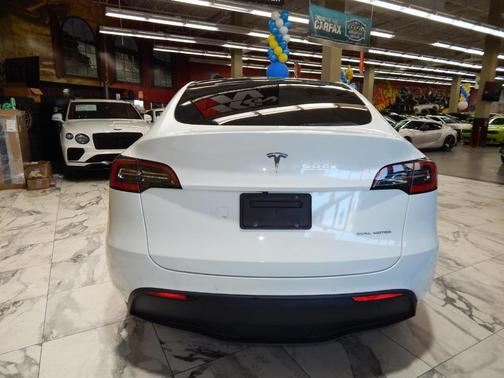 2020 Tesla Model Y Long Range