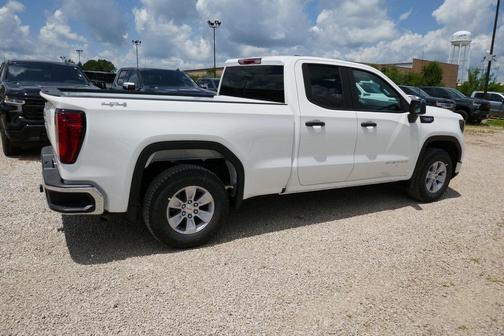 2025 GMC Sierra 1500 Pro