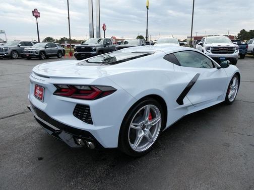 2023 Chevrolet Corvette Stingray w/1LT