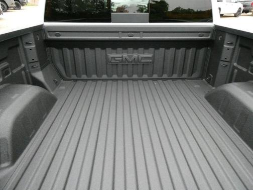 Glacier White 2026 GMC Sierra 1500 SLT