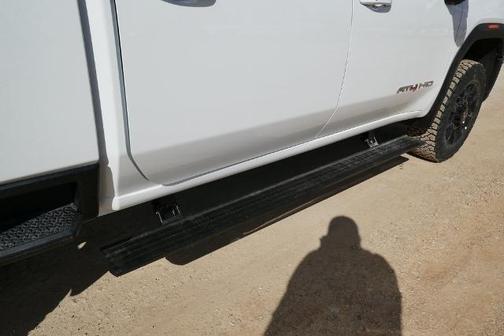 2025 GMC Sierra 2500 AT4