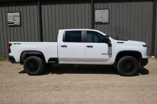2025 Chevrolet Silverado 2500 Custom